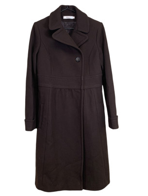 Manteau marron. comptoir...