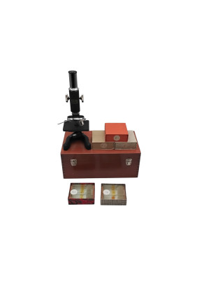 Microscope E.Vion Paris...