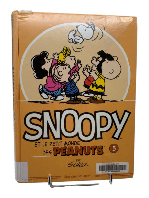Snoopy et le petit monde...